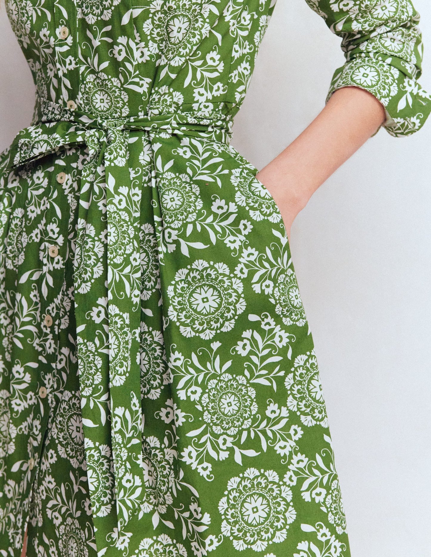 Alexa Long Sleeve Short Dress-Green, Decorative Blossom