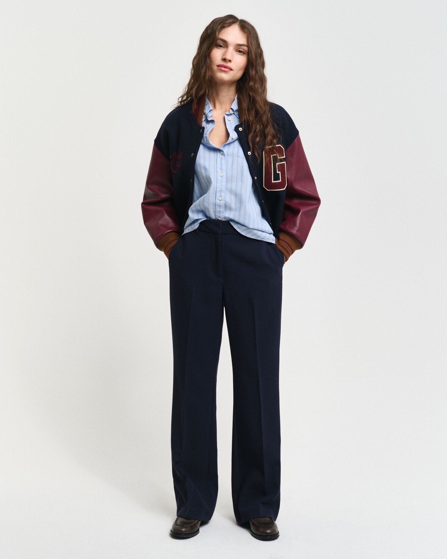 Pantalon évasé coupe slim