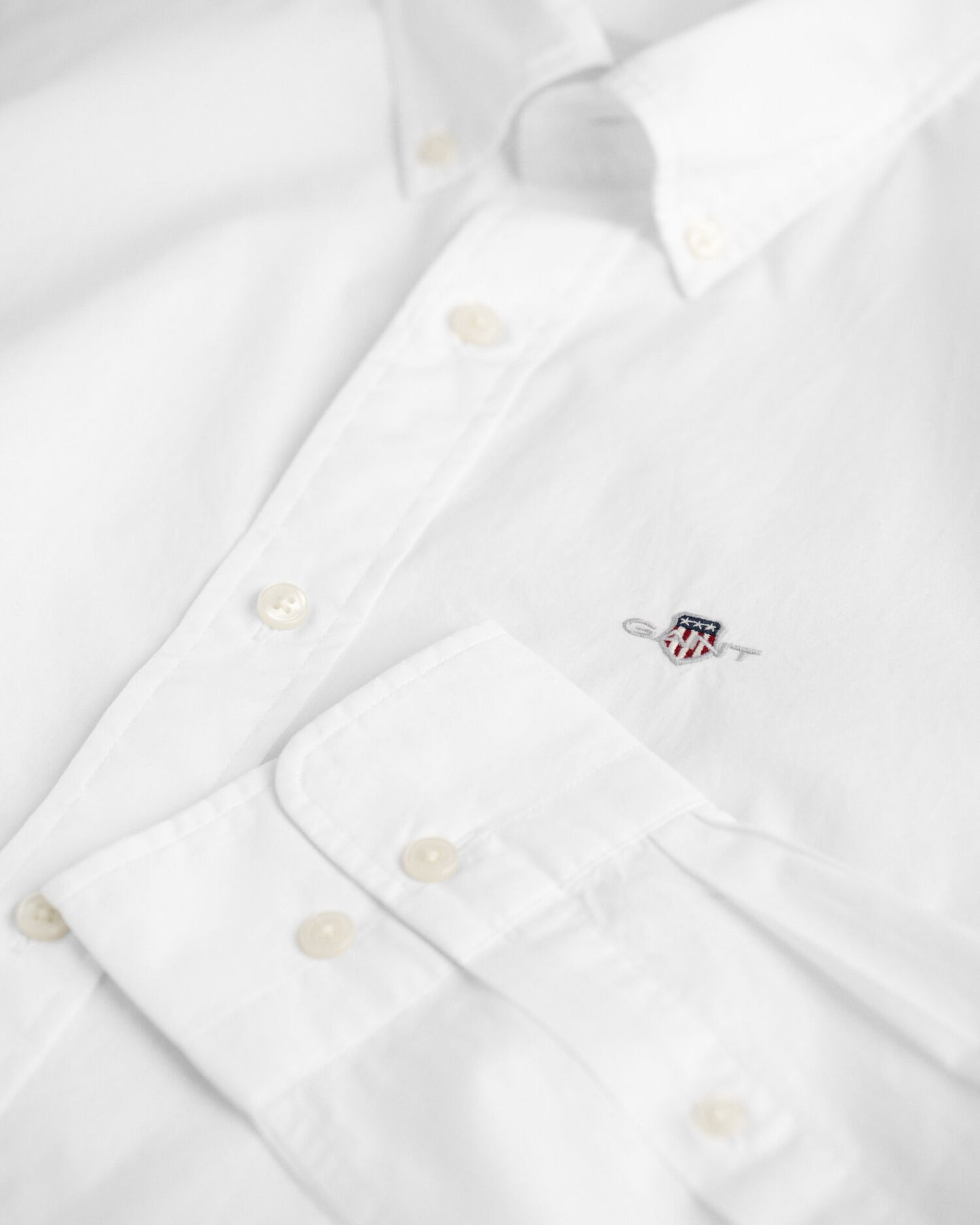 Schmal geschnittenes Popelinehemd (klassisch)
