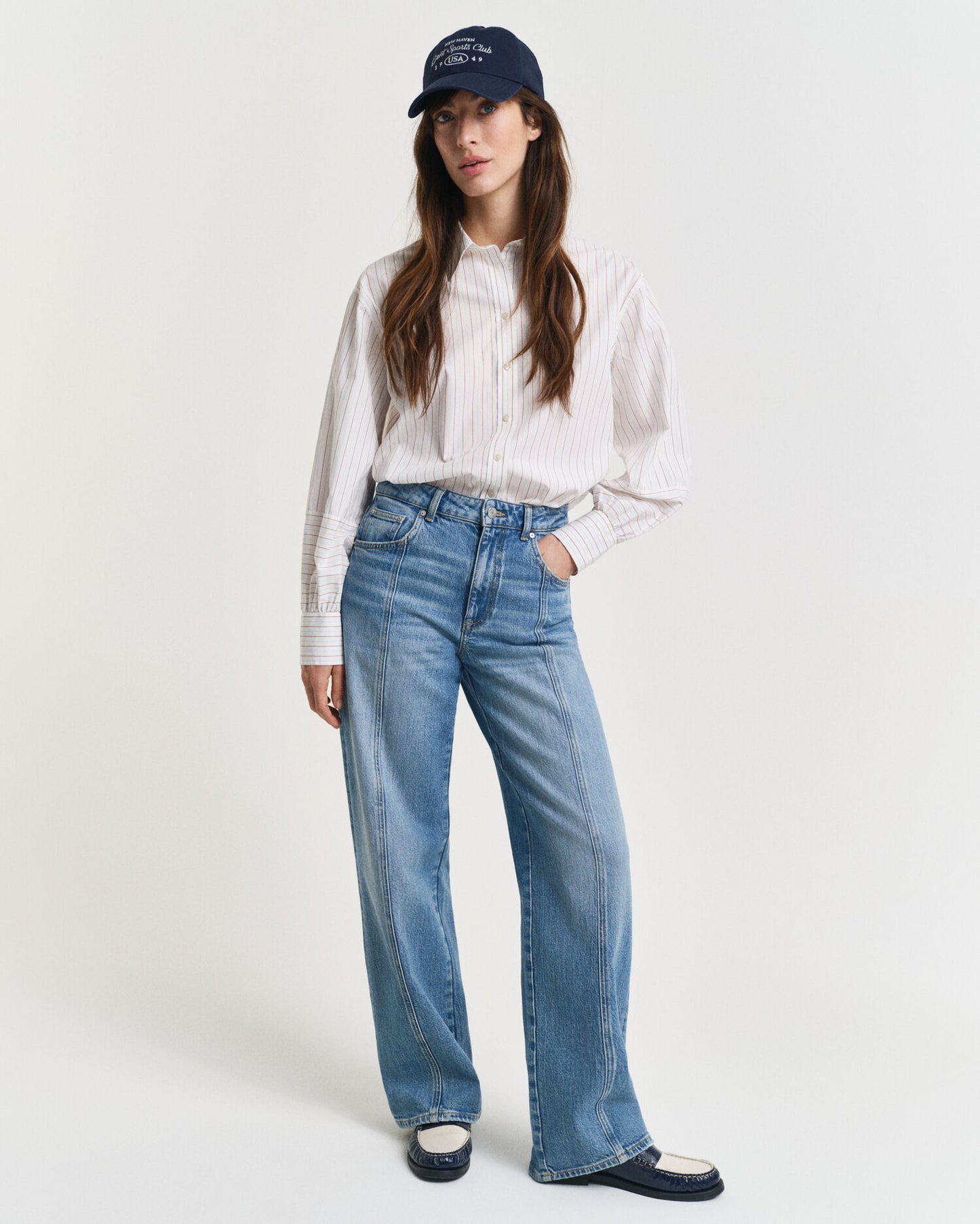 Relaxed Fit Jeans mit gerader Naht