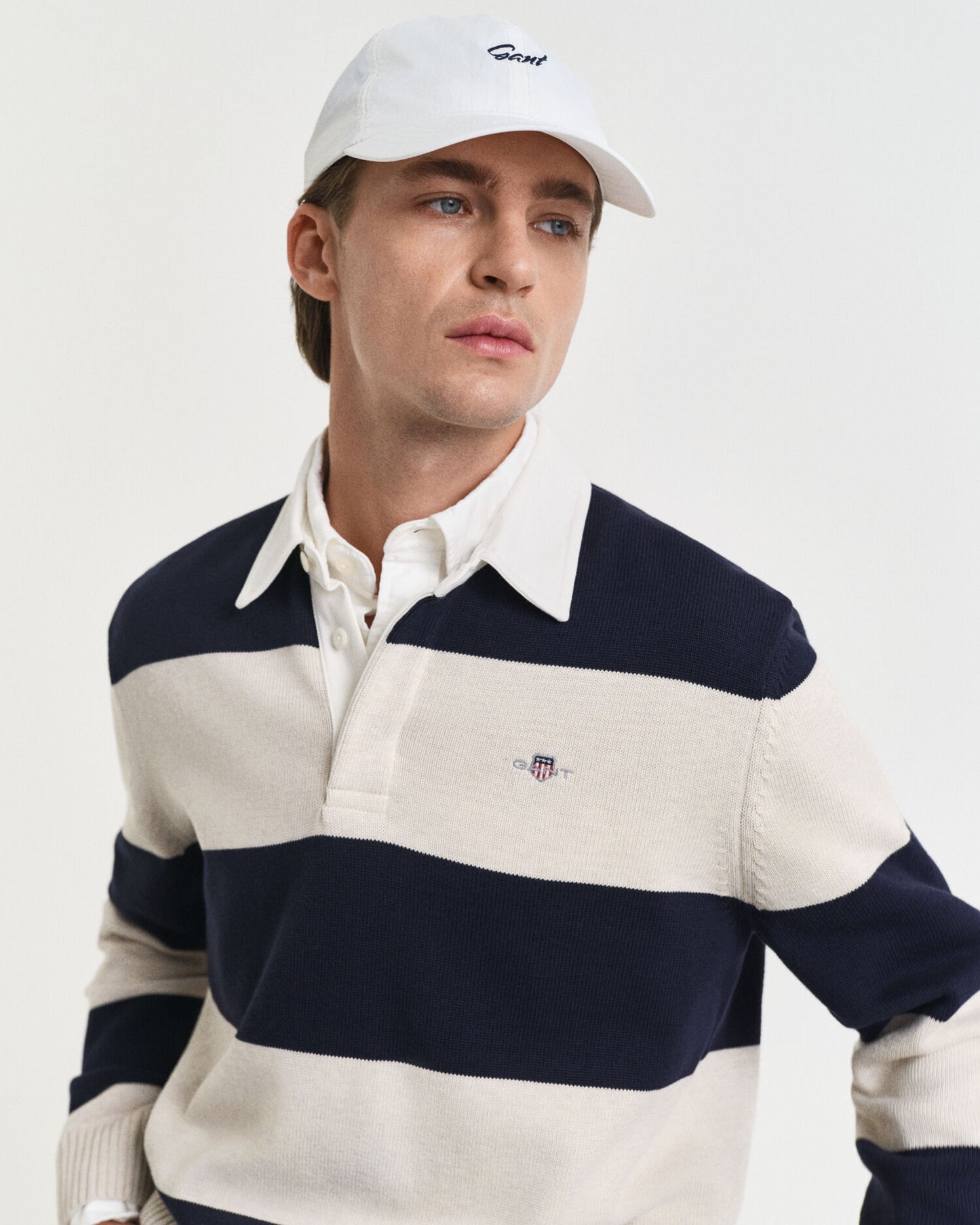 Gestreifter Polo-Pullover
