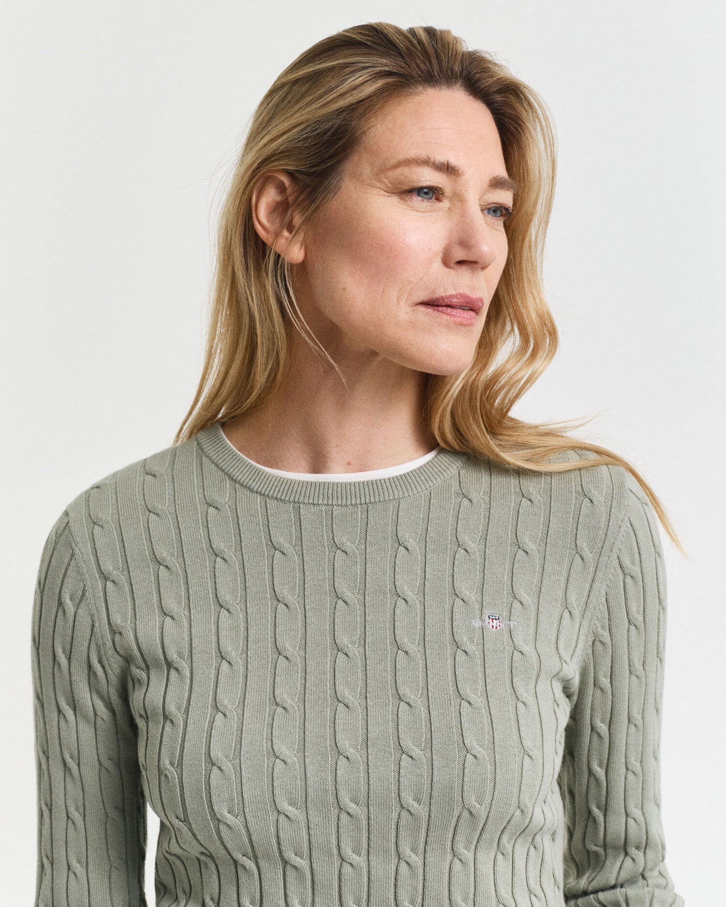 Pull ras du cou en tricot torsadé de coton stretch