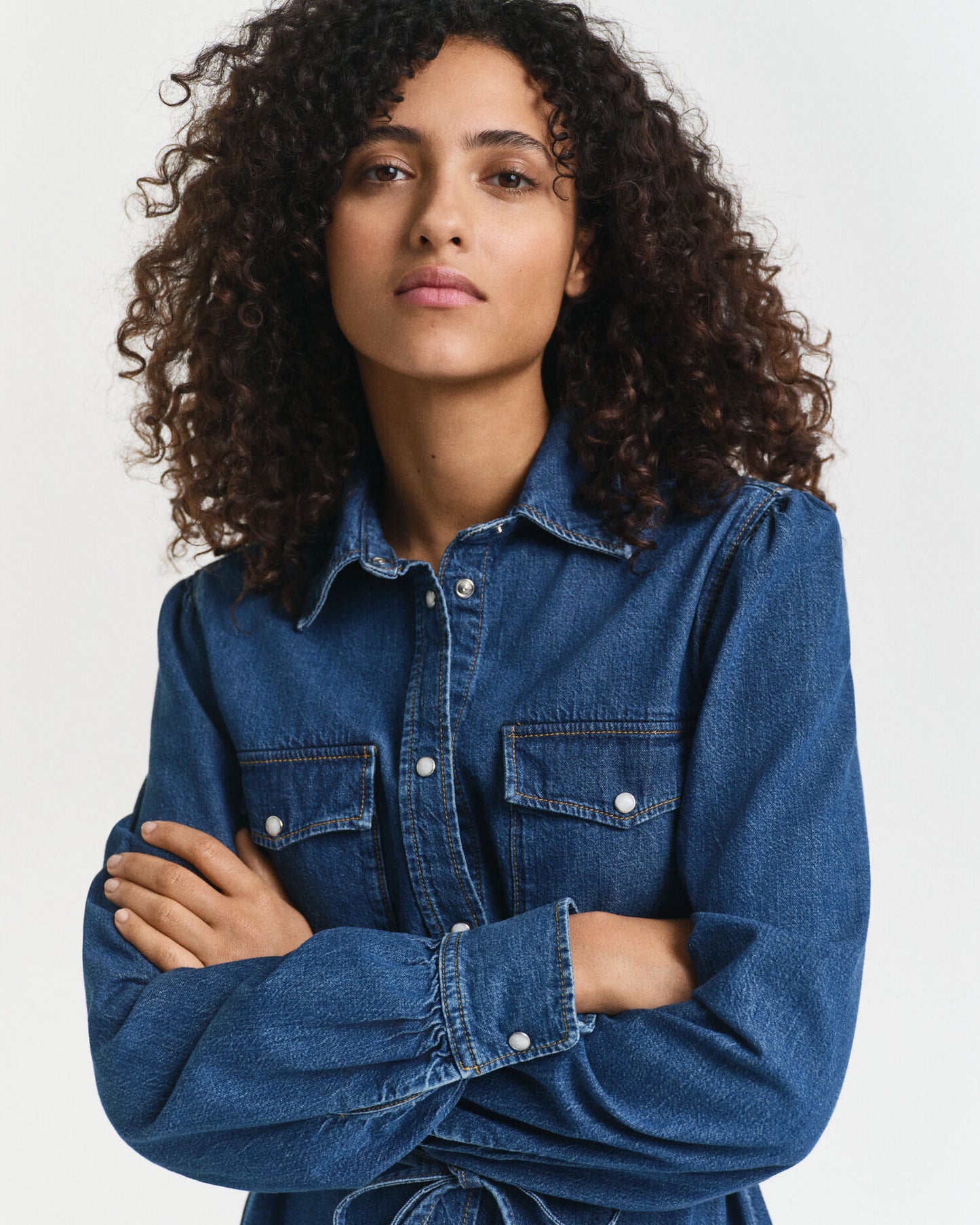 Robe en jean à manches bouffantes