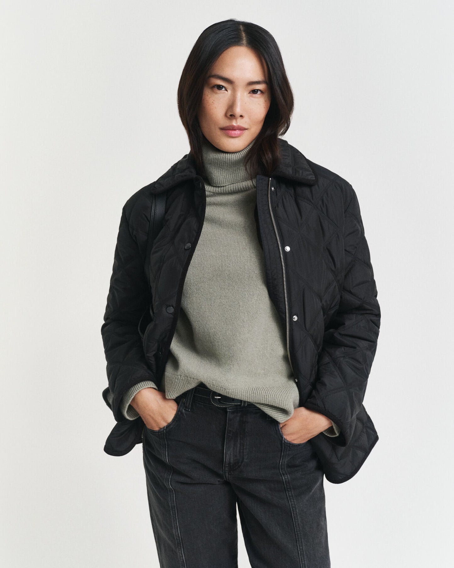 Steppjacke mit Kordbesatz