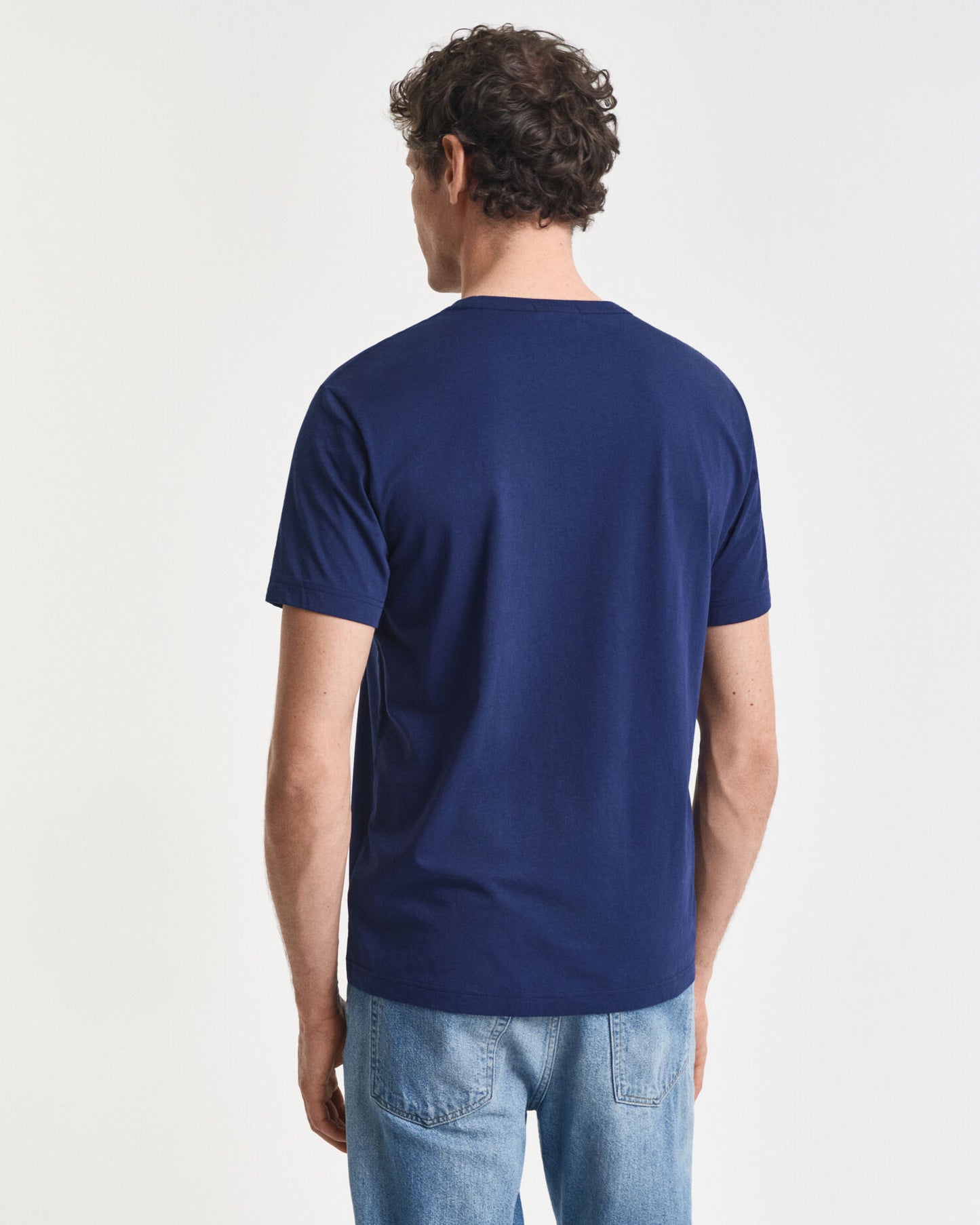T-shirt écusson coupe droite