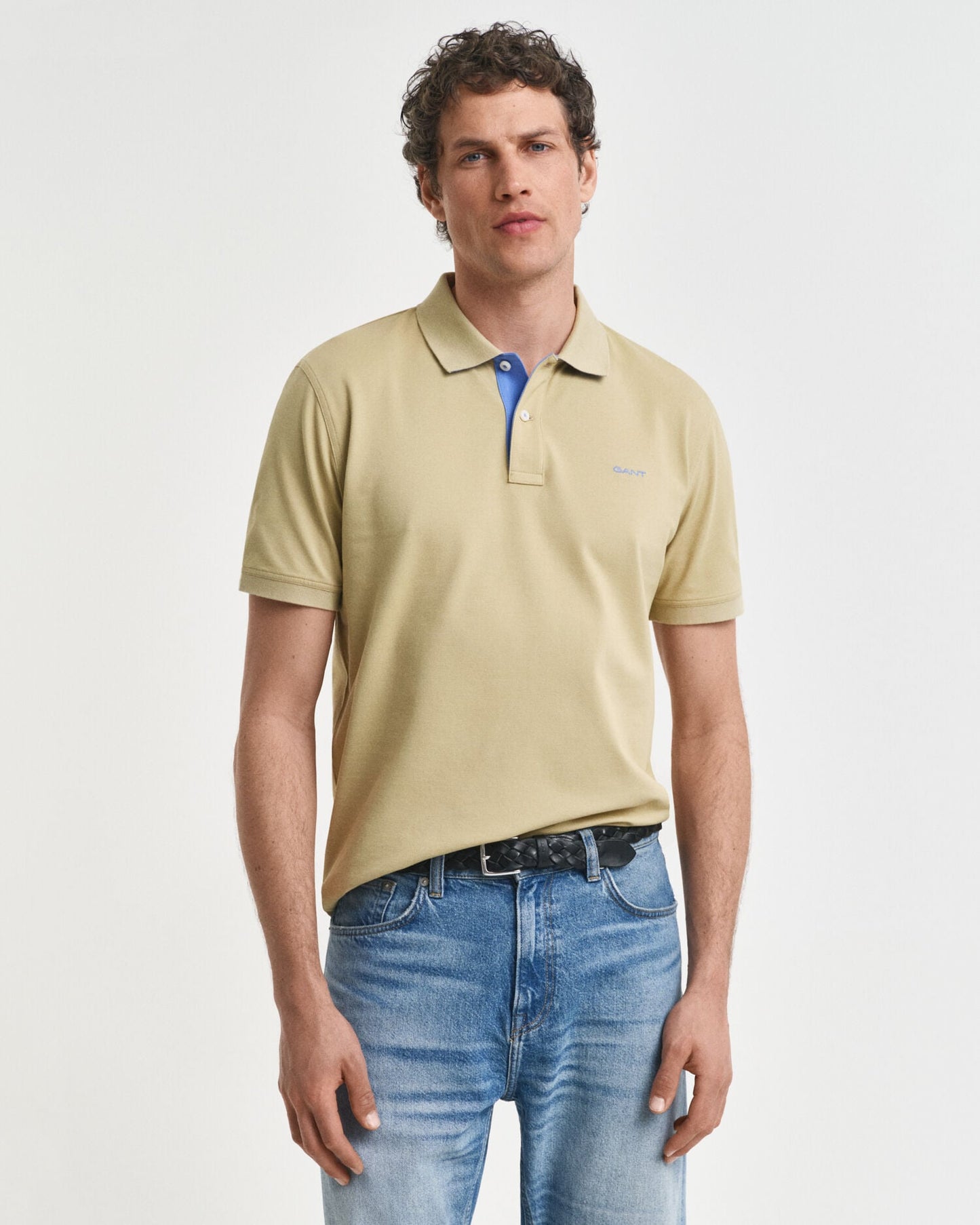 Polo en piqué contrasté