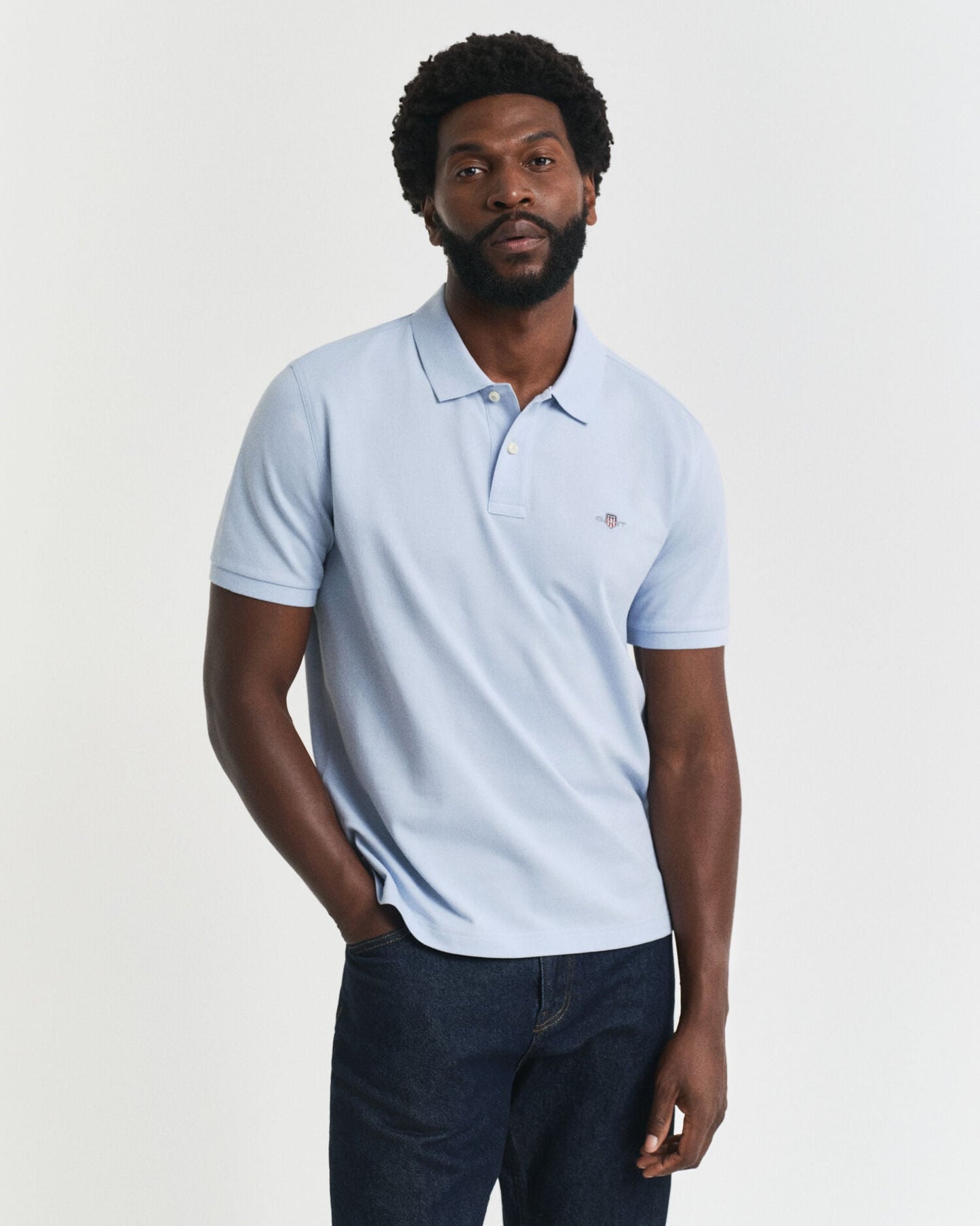 Regular Fit Piqué-Poloshirt mit Schild