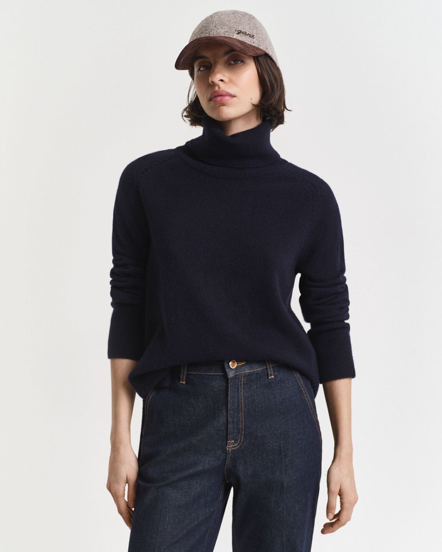 Pull col roulé doux en laine et cachemire mélangés