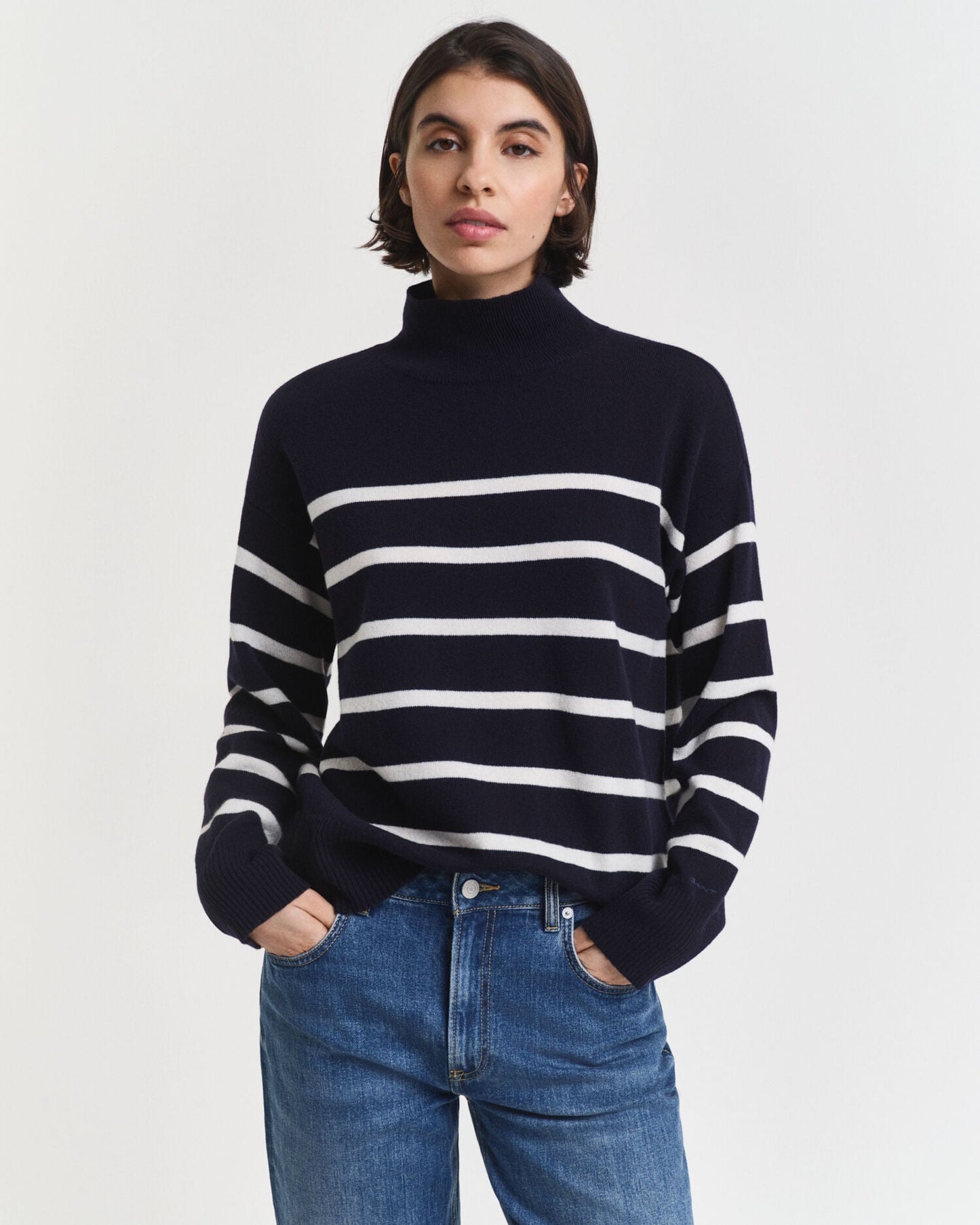 Pull col roulé en lambswool superfine à rayures