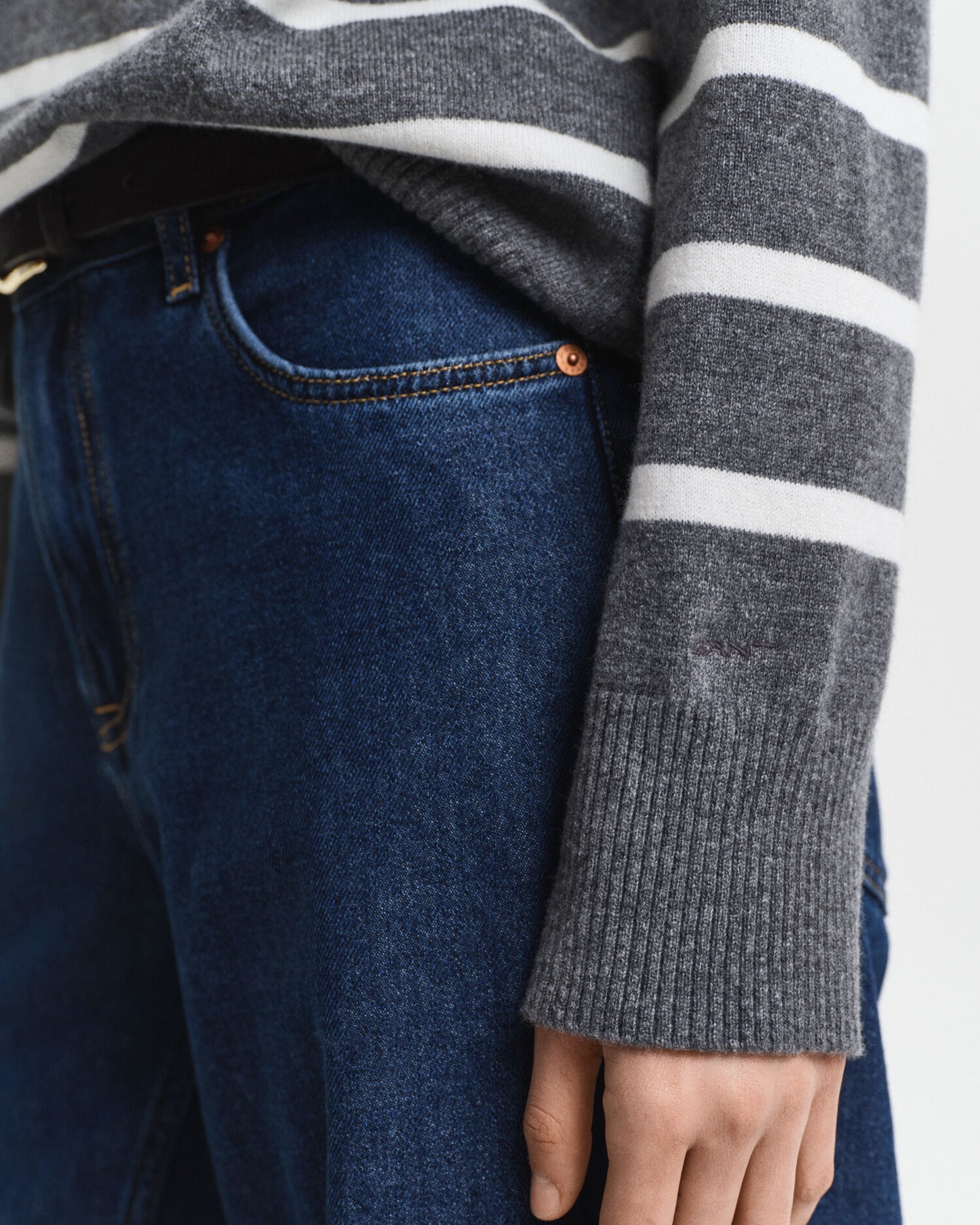 Pull col roulé en lambswool superfine à rayures
