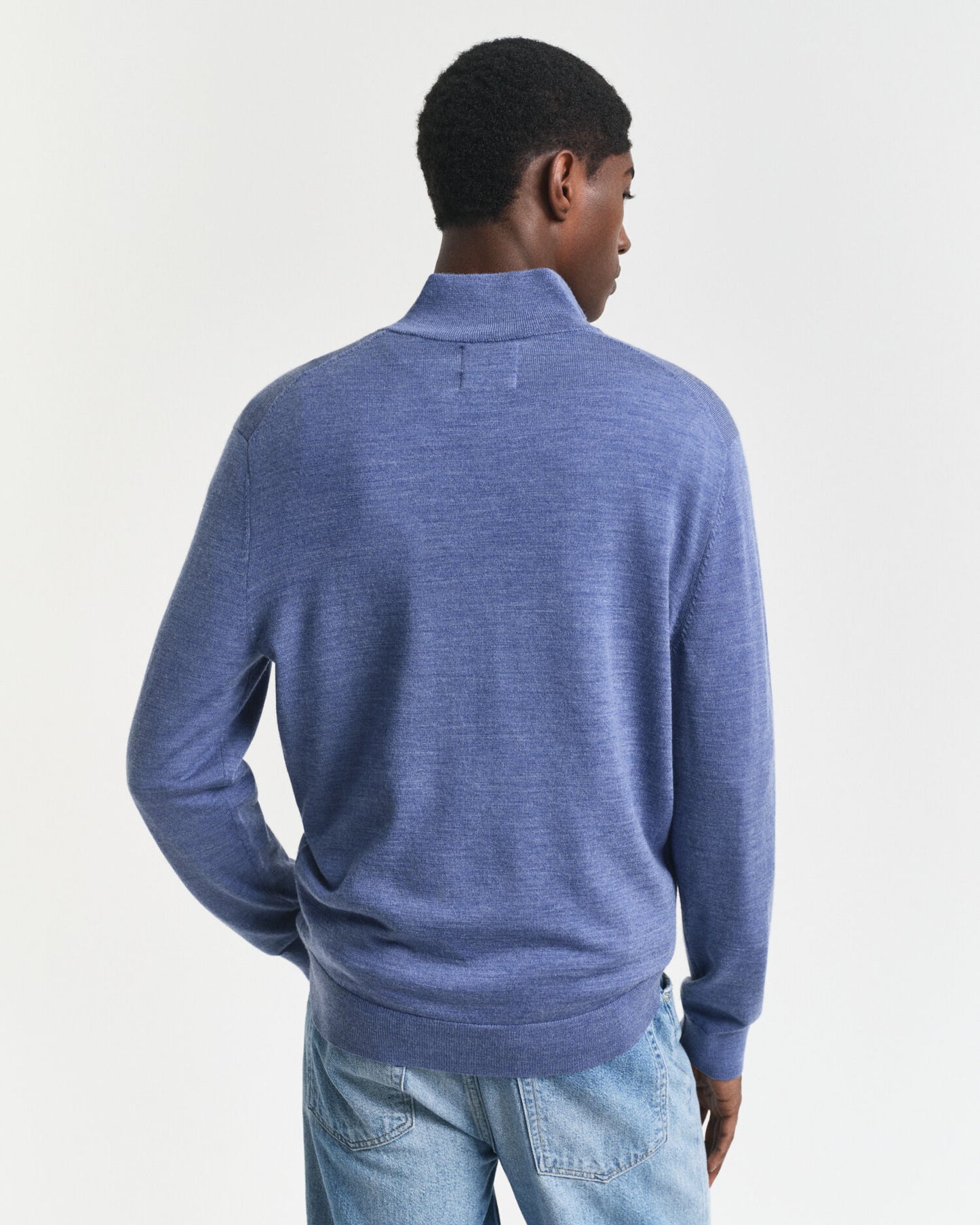 Pullover aus extrafeiner Merinowolle mit halbem Reißverschluss