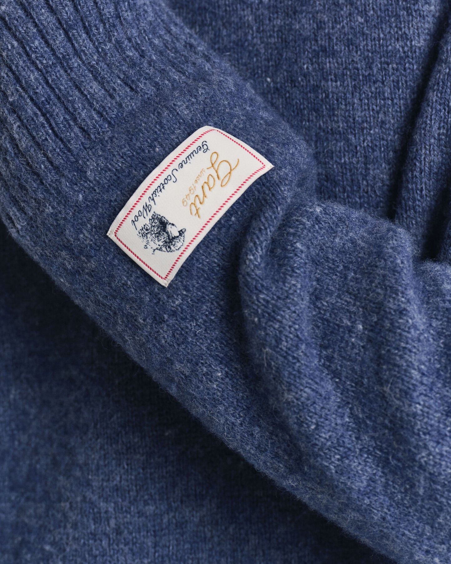 Pullover mit Rundhalsausschnitt aus schottischer Wolle