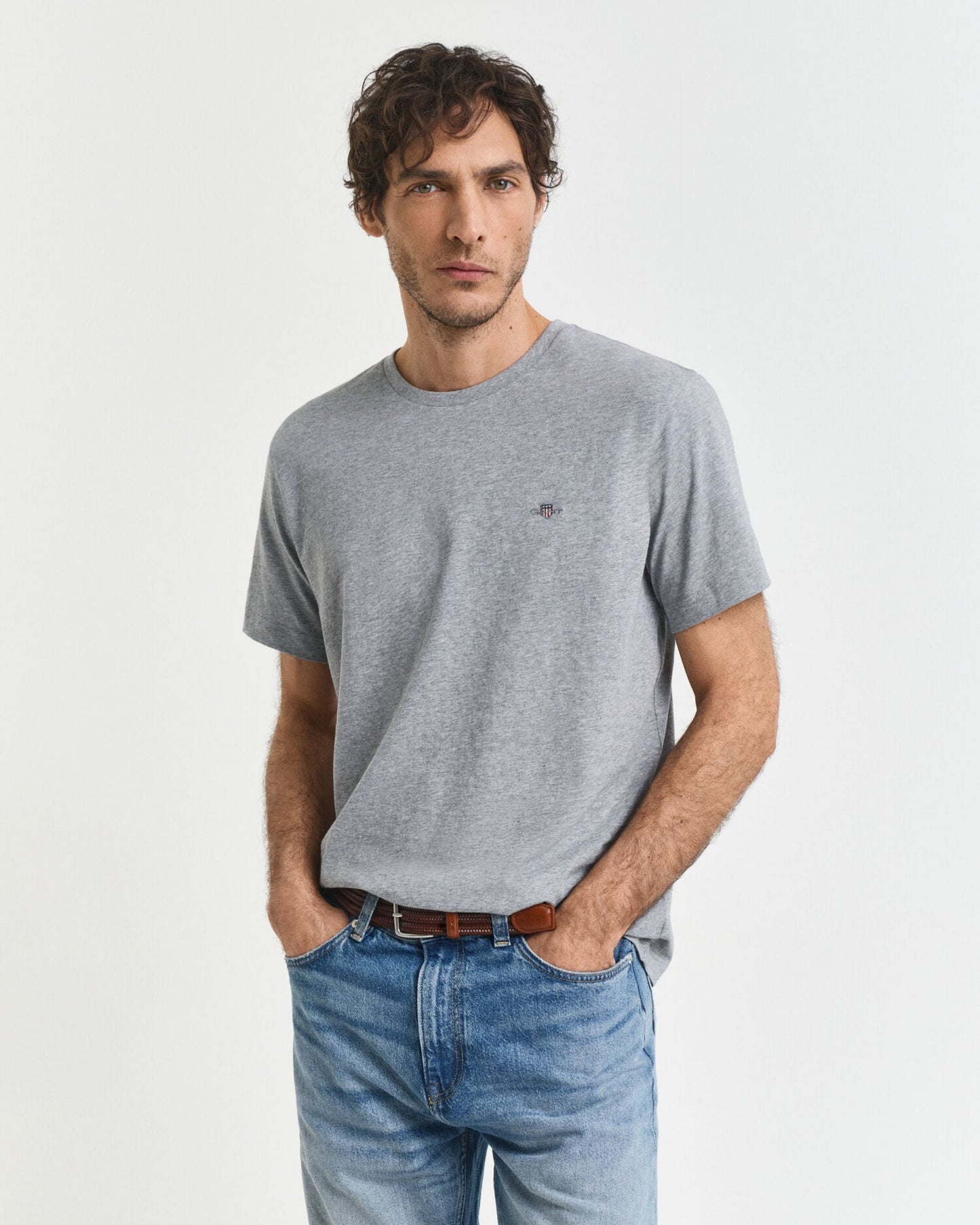 T-shirt écusson coupe droite